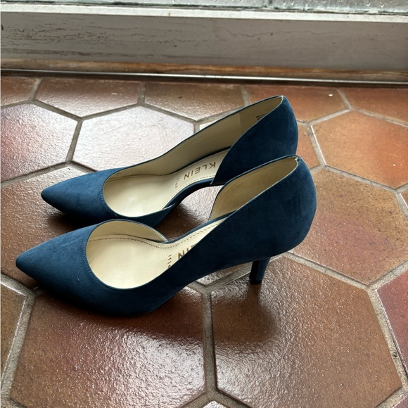 Teal Anne Klein Size 8 I-flex Pump Heels Dress Shoes - Picture 2 of 3